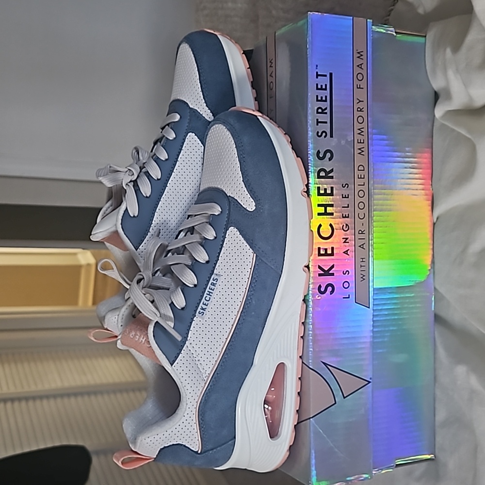 Sketchers Street Los Angeles Women's Size 8